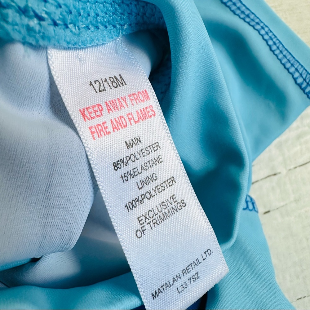 Matalan Camera ๐ธ Rashguard Size 12-18 - Picture 4 of 6
